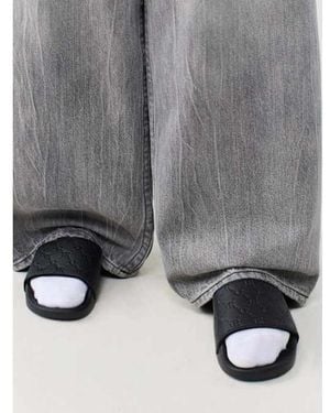 TRUE RELIGION Horseshoe Allover Print Slides - Gray