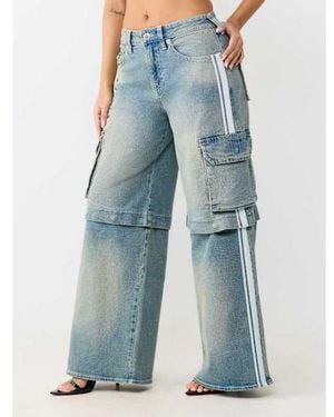 TRUE RELIGION Jessie Mid Rise Detachable Super Baggy Cargo Jort - Blue