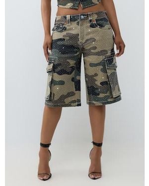 TRUE RELIGION Camo Cargo Big T Flap Jort - Green