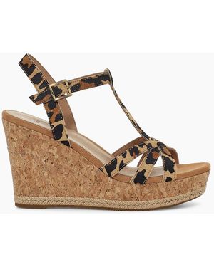 UGG Melissa Leopard Sandalen Met Skeehak - Bruin