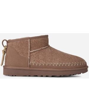 UGG Classic Ultra Mini Biarritz Boot - Black