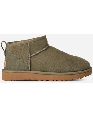UGG Classic Ultra Mini Sheepskin Classic Boots - Black