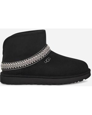 UGG ® Classic Mini Crescent Boot - Black