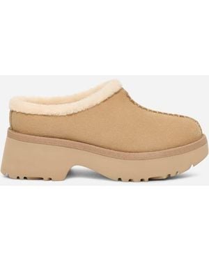 UGG New Heights Cosy Clog Suede Shoes - Black