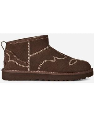 UGG Classic Ultra Mini Western Sheepskin - Black