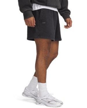 Under Armour Icon Heavyweight Fleece Wash 2.75" Shorts - Black