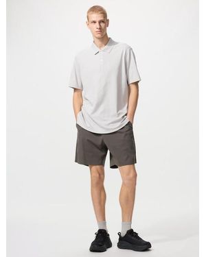 Uniqlo Ultra Stretch Active Shorts - White
