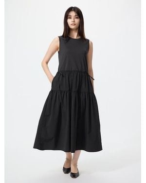 Uniqlo Vestido Combinado Sin Mangas - Negro