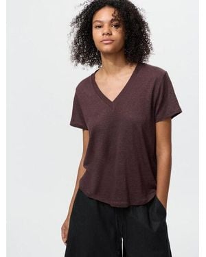 Uniqlo Linen V Neck T-Shirt - Purple
