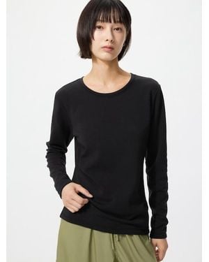 Uniqlo Heattech Ultra Warm Crew Neck T-Shirt (Long Sleeve) - Black