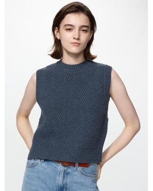 Uniqlo Lambswool Sleeveless Jumper - Blue