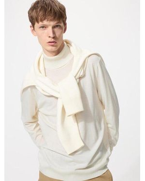 Uniqlo 100% Merino Turtleneck Jumper - White