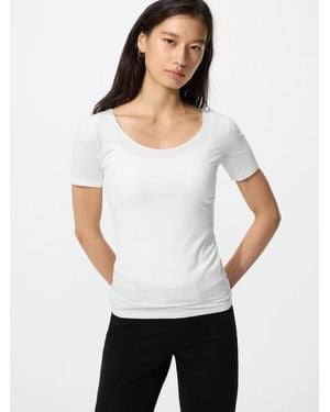Uniqlo Heattech Scoop Neck T-Shirt (Short Sleeve) - White