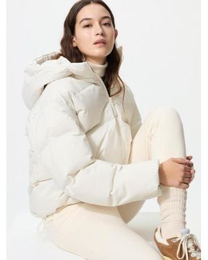 Uniqlo Parka Plumas Sin Costuras - Neutro