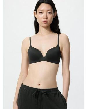 Uniqlo Wireless Bra (3D Hold) - Black
