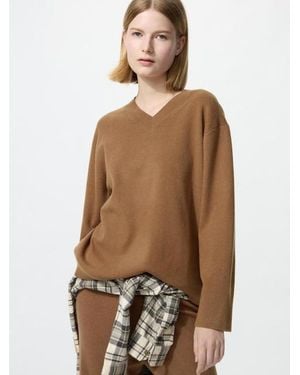 Uniqlo Washable Knit V Neck Jumper (Smooth) - Natural