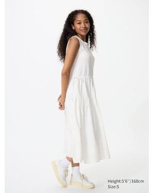 Uniqlo Vestito A Balze Senza Maniche - Bianco