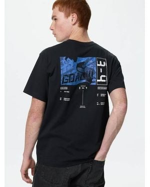 Uniqlo Bluelock Ut Graphic T-Shirt - Black