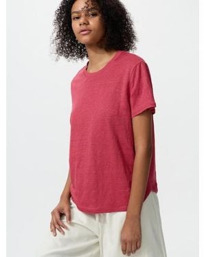 Uniqlo 100% Linen Crew Neck T-Shirt - Red