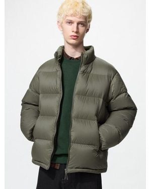 Uniqlo Daunenjacke (Leicht, Wide Fit) - Grün