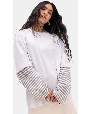 Lioness Bottega Stripe T-shirt S At Urban Outfitters - White