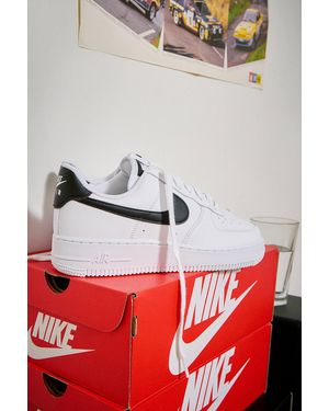 Nike White & Black Air Force 1 Trainers - Red