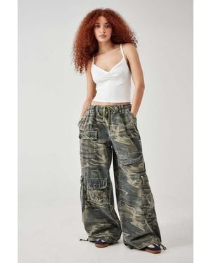 BDG Extreme Camouflage Cargo Trousers - Green