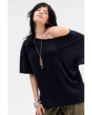 BDG Kurt Off-shoulder Short Sleeve T-shirt - Black