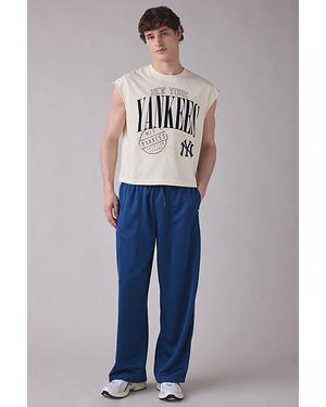 Pro Standard Mlb New York Yankees Team Logo Muscle Tee - Blue