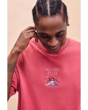Urban Outfitters Uo Red Mount Fuji T-shirt - Pink