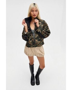 Lioness Camo Essential Windbreaker Jacket Xs At Urban Outfitters - Black