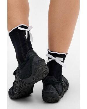 Out From Under Lettuce-edge Bow Socks - Black