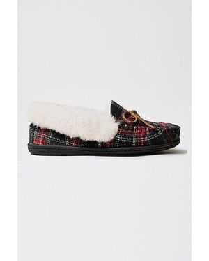 Minnetonka Camp Collar Moc Slippers - Black