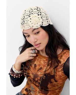 Urban Outfitters Uo Flower Skull Cap - Natural