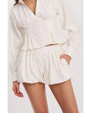 Miss Circle Sylvie Pinstripe Bubble Short - White