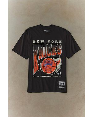 Mitchell & Ness Nba New York Knicks Ball Out Graphic Tee - Black
