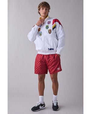 Umbro Uo Exclusive Checkerboard Pattern 7" Shorts - Red