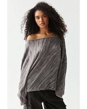 BDG Kurt Off-The-Shoulder Long Sleeve Tee - Gray