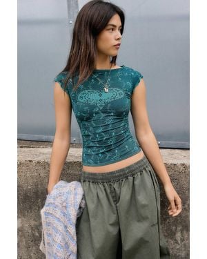 Kimchi Blue Seamless Floral Heart Baby Tee - Blue