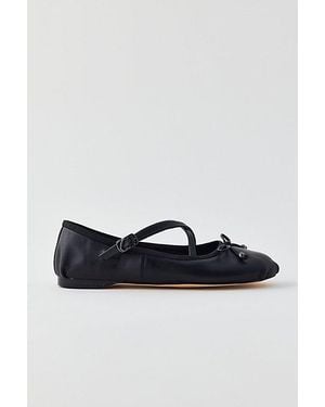 Circus by Sam Edelman Zuri Ballet Flats - Black