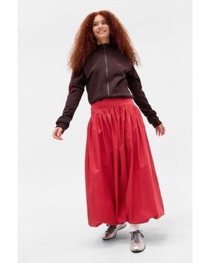 Urban Outfitters Uo Mindi Bubble Maxi Skirt - Red