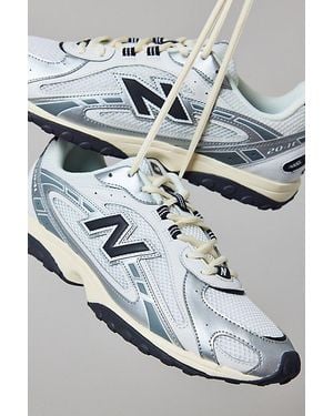 New Balance 204L Sneaker - Gray