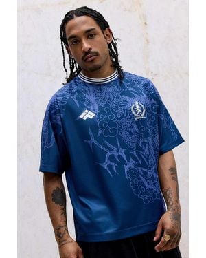 iets frans... Blue Dragon Football T-shirt