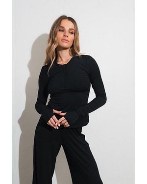 Vitaly Float Rib Henley Top - Black