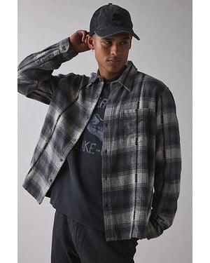 BDG Plaid Flannel Flat Hem Long Sleeve Shirt - Grey