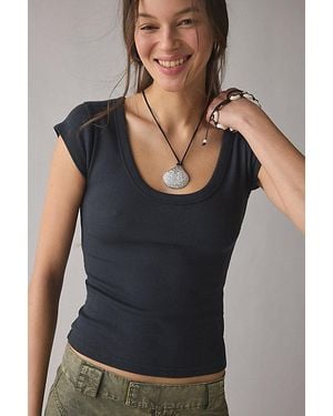 BDG Off-Duty Ribbed Scoop Neck Short Sleeve Tee - Black