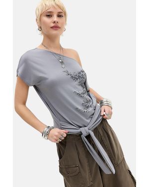 Motel Lola Tie Graphic Top - Grey