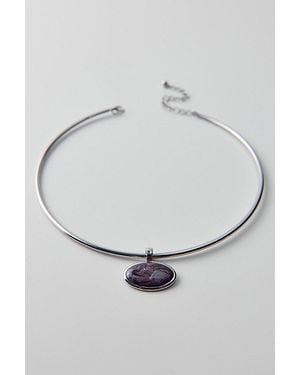 Urban Outfitters Ashley Pendant Metal Wired Choker Necklace - Grey