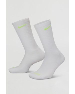 Nike Everyday Plus Cushioned Crew Sock 6-Pack - White