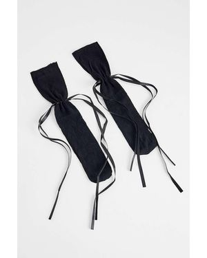 Out From Under Flower Dolly Socks - Black